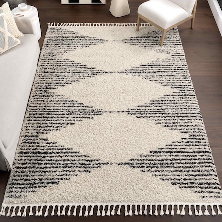 Nuloom Bria Moroccan Shag Tasseled Area Rug 6ft 7in x 9ft GCDI09A-6709